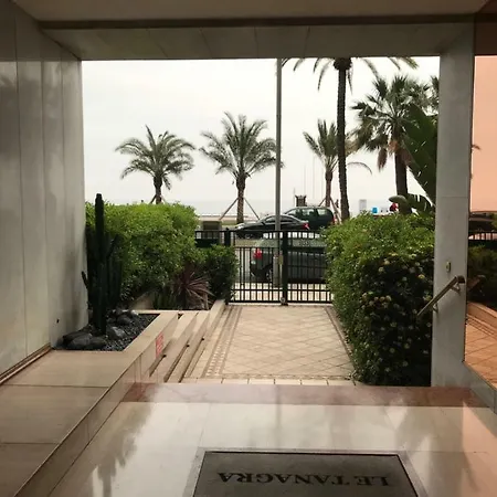 Tanagra Apartamento *